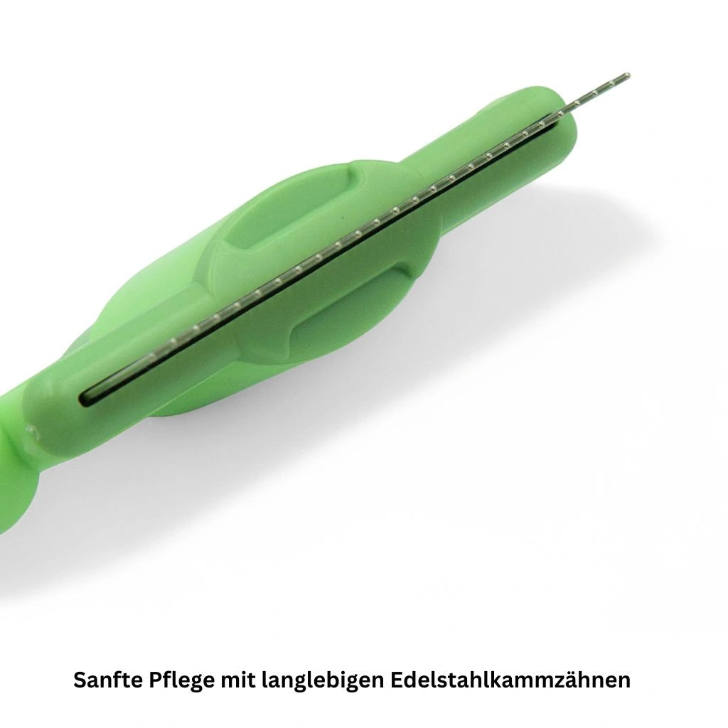 Edelstahlkamm für tiefes Eindringen ins Fell