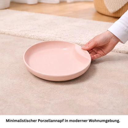 Flacher Katzennapf aus Porzellan gegen Schnurrhaar Stress