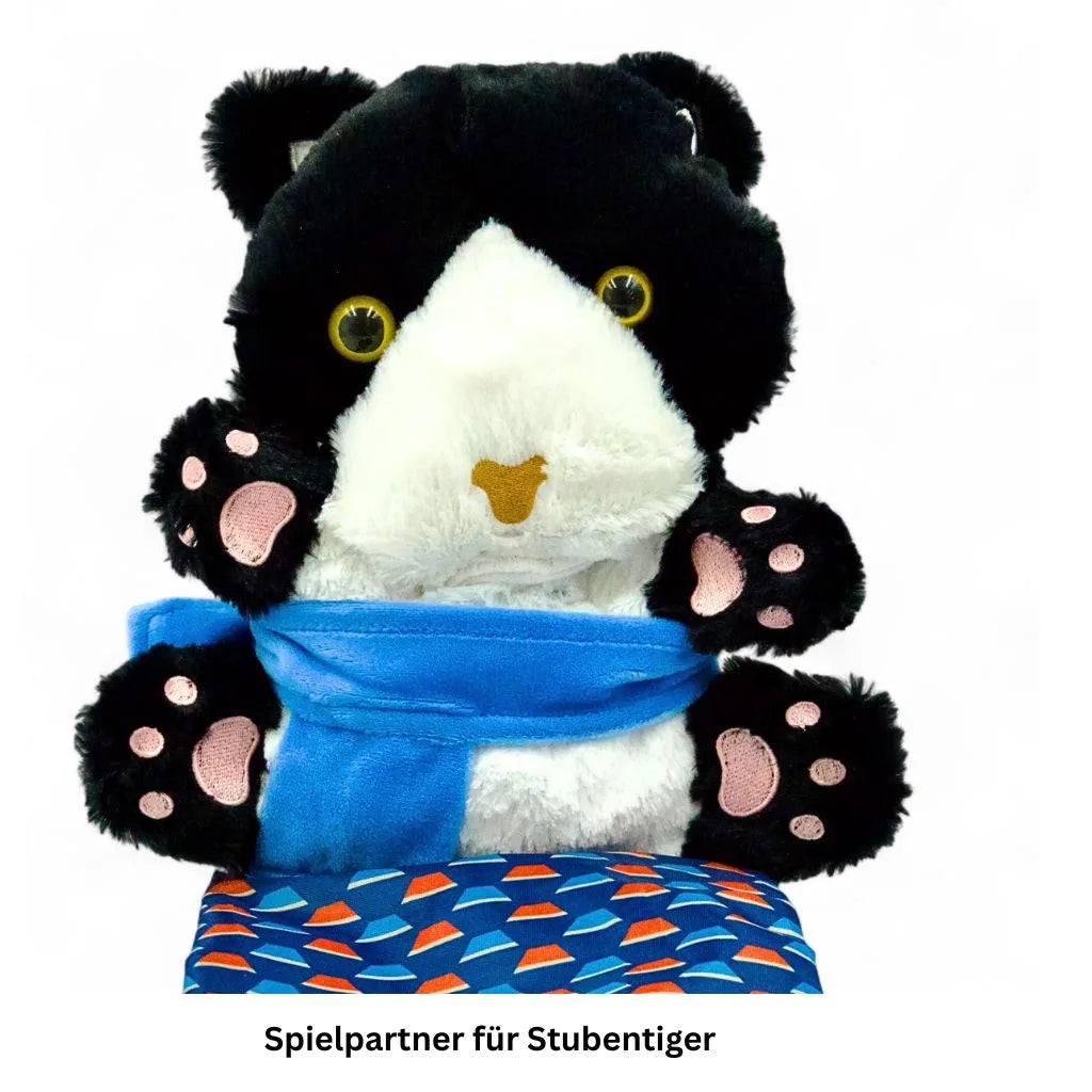 Interaktive Katzenhandpuppe in Schwarz-Weiß mit blauer Schleife und rotem Muster